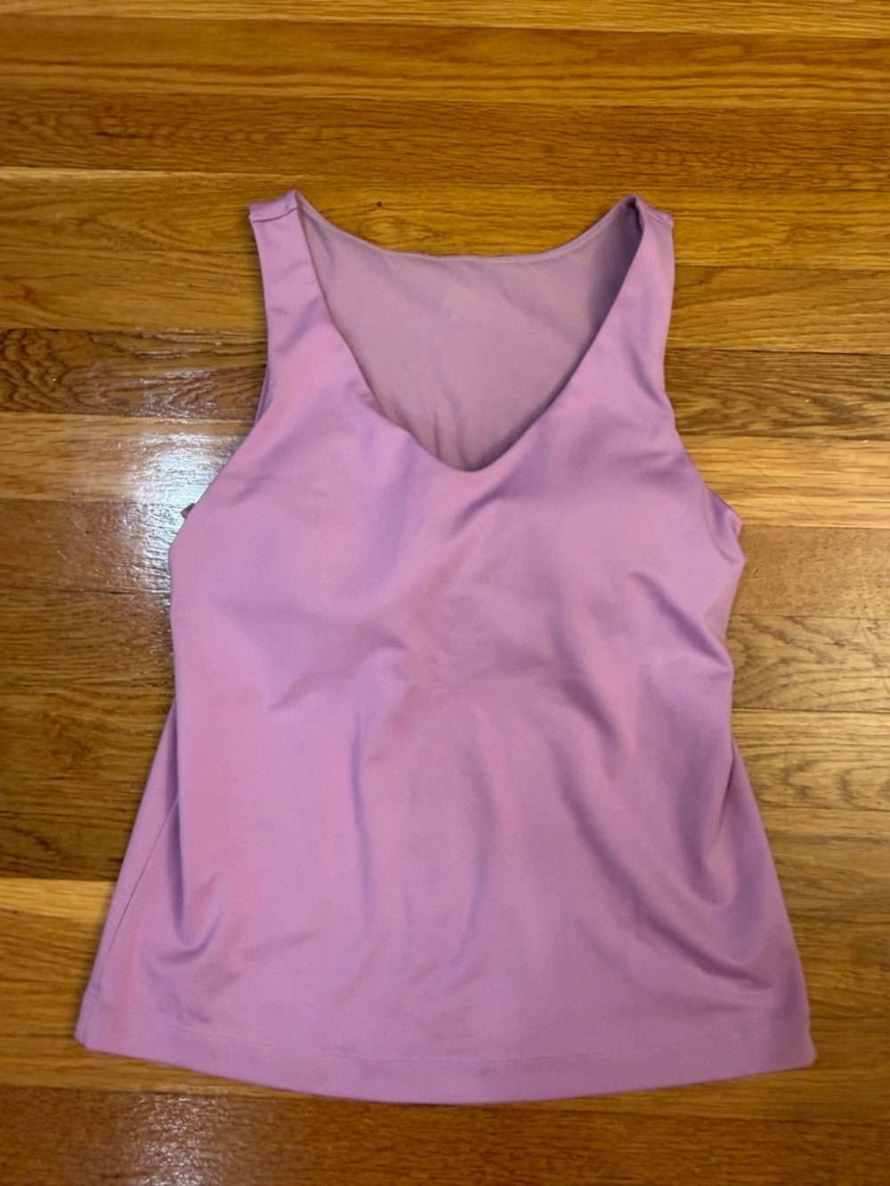 Athleta Stretchy V-Neck Tank Top with Built-in Bra in Pink/Lilac - Size 32C